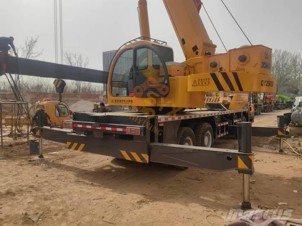 XCMG QY25K5D_1 Macara pentru orice teren