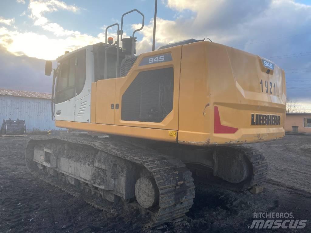 Liebherr R 945 Excavatoare pe șenile
