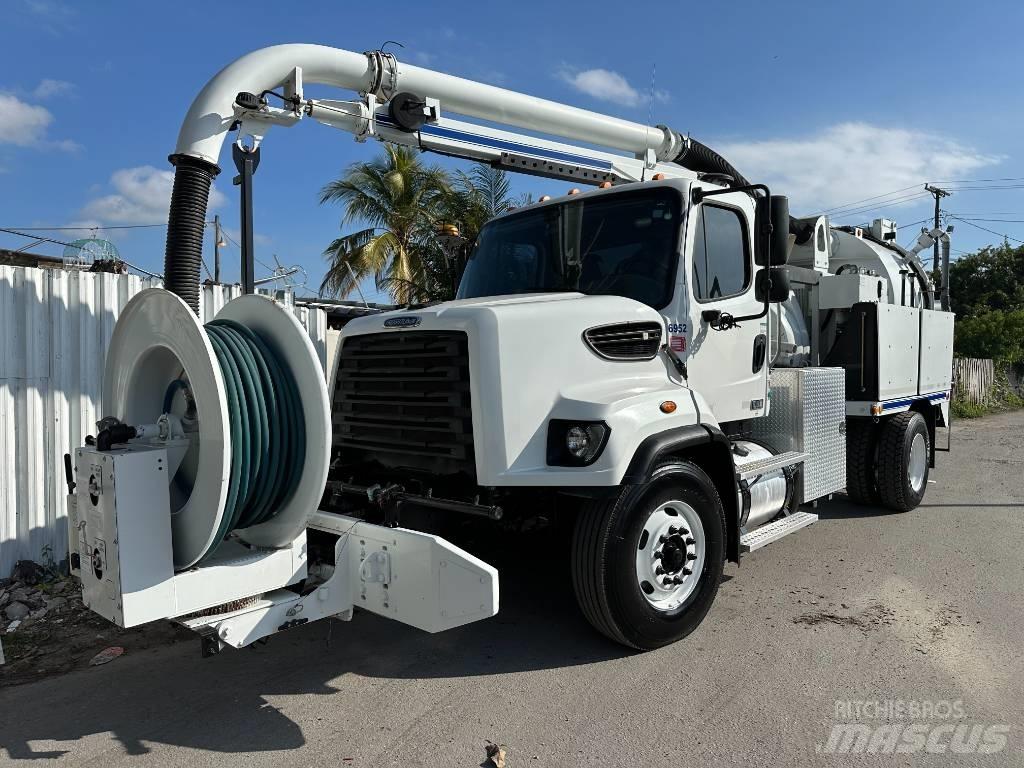 Freightliner 108 SD Camion vidanje