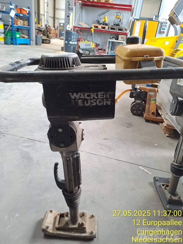Wacker Neuson BS30 Compactor
