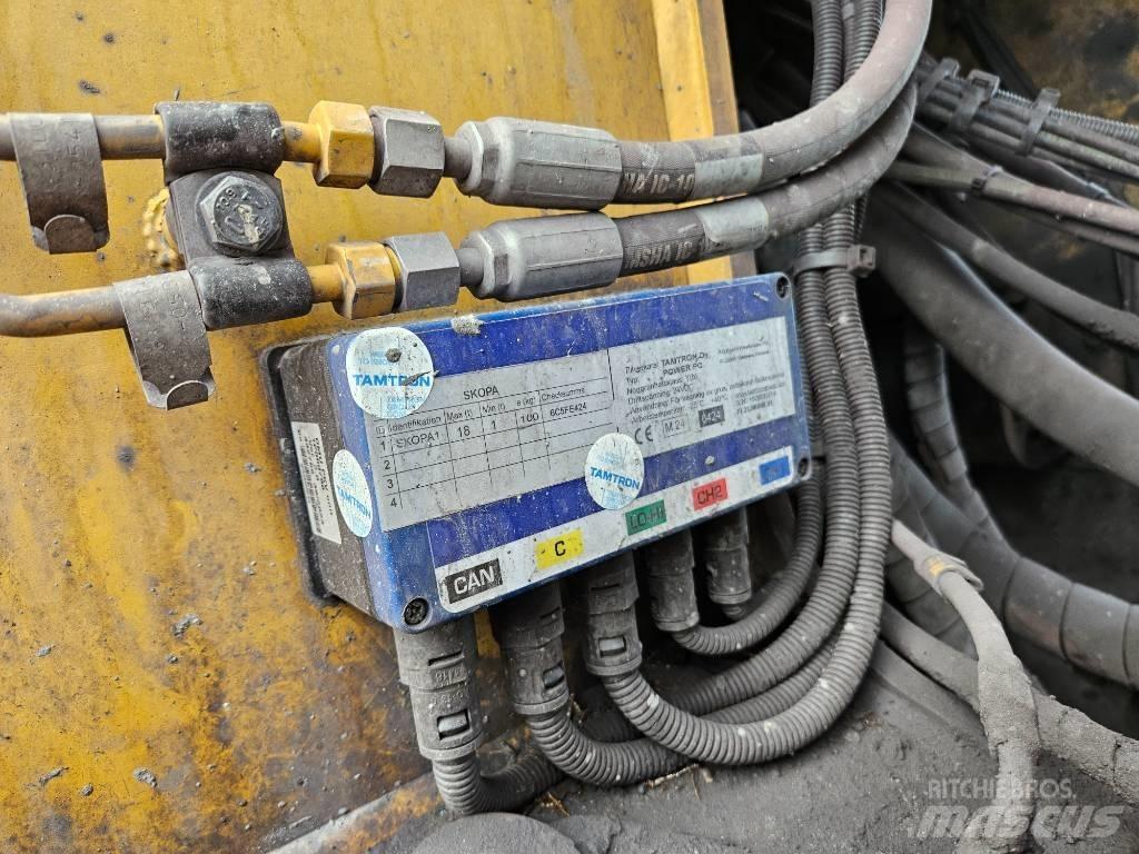 CAT 980 M Incarcator pe pneuri
