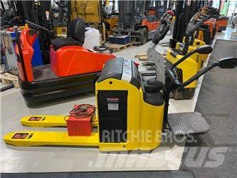 Hyundai 22EP9-7N Transpaleta cu platforma