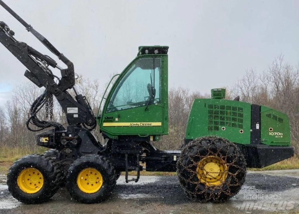 John Deere 1070 D Combine forestiere