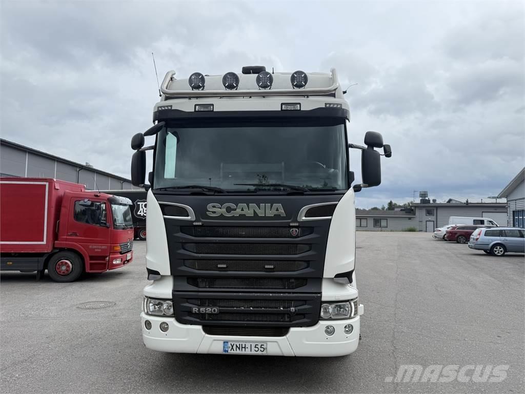 Scania R 520 6X2 Camion cu carlig de ridicare