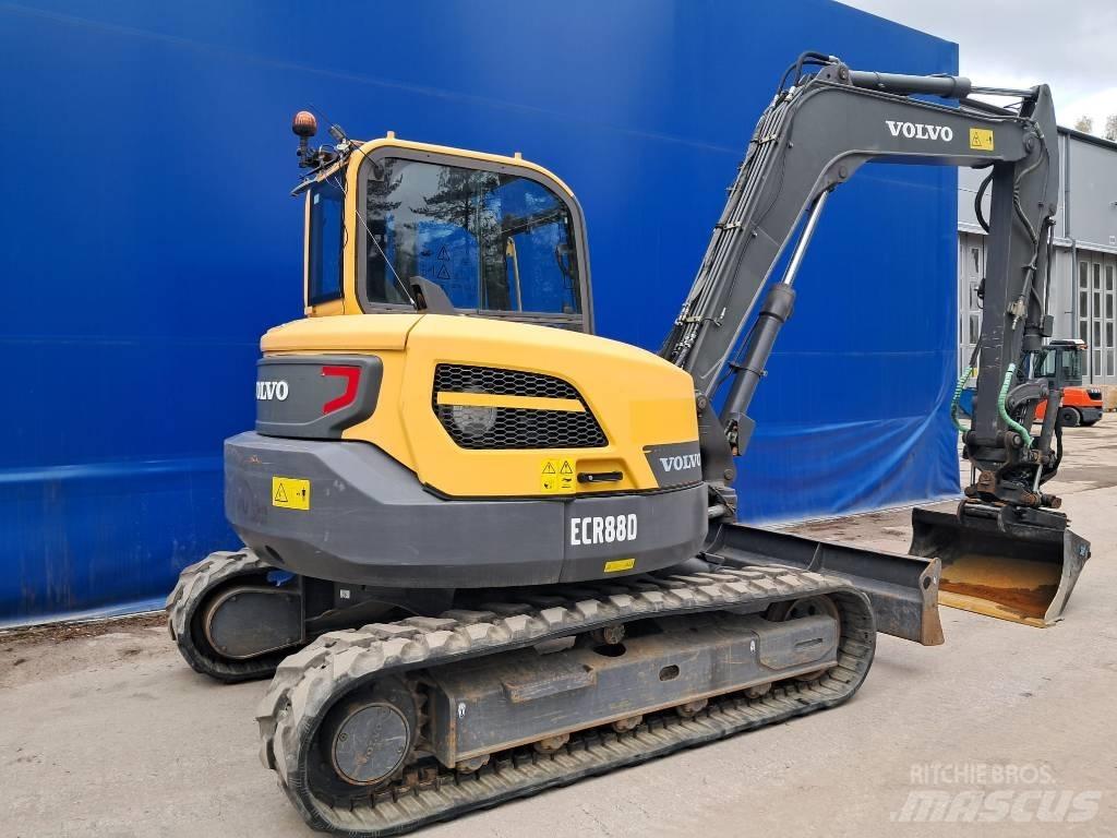 Volvo ECR 88 D Excavatoare 7t - 12t