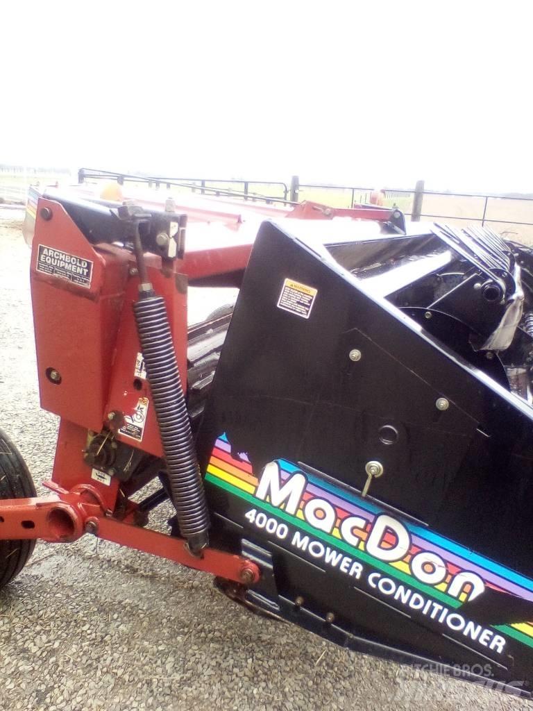 MacDon 4000 Haybine Utilaje construcții - Altele