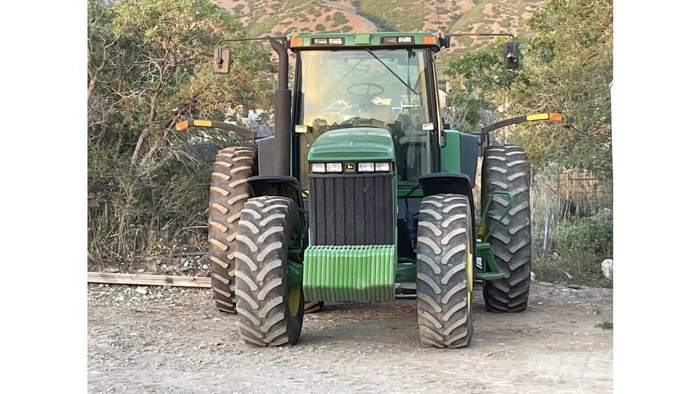 John Deere 8410 Tractoare