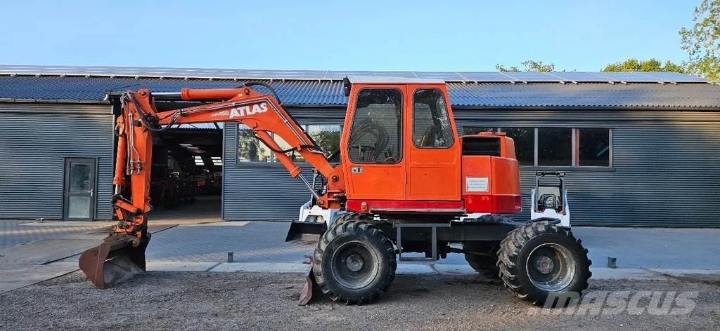 Atlas 1104 Excavatoare 7t - 12t