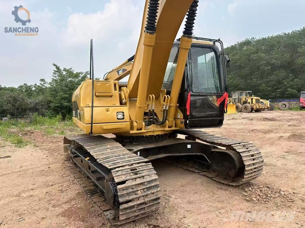 CAT 325 CL Excavatoare pe șenile
