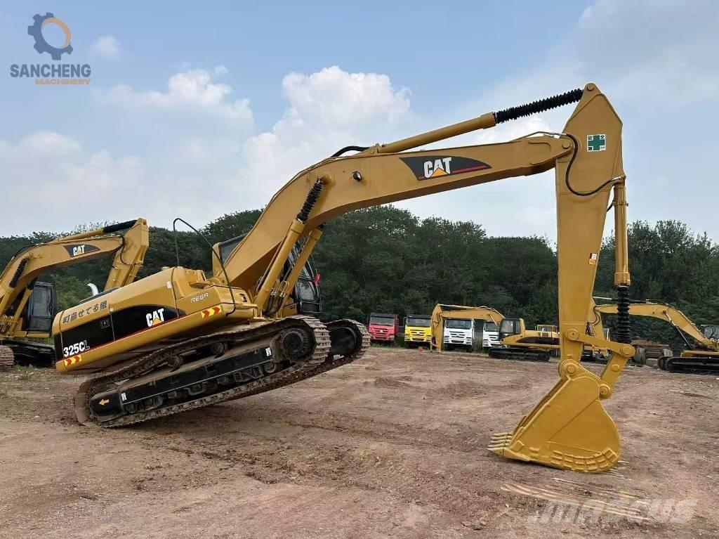 CAT 325 CL Excavatoare pe șenile
