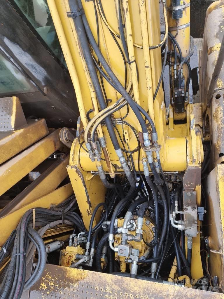 CAT M 325 D L MH Paleta de manipulare