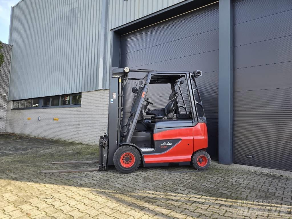 Linde E30 H-01/600 Stivuitor electric