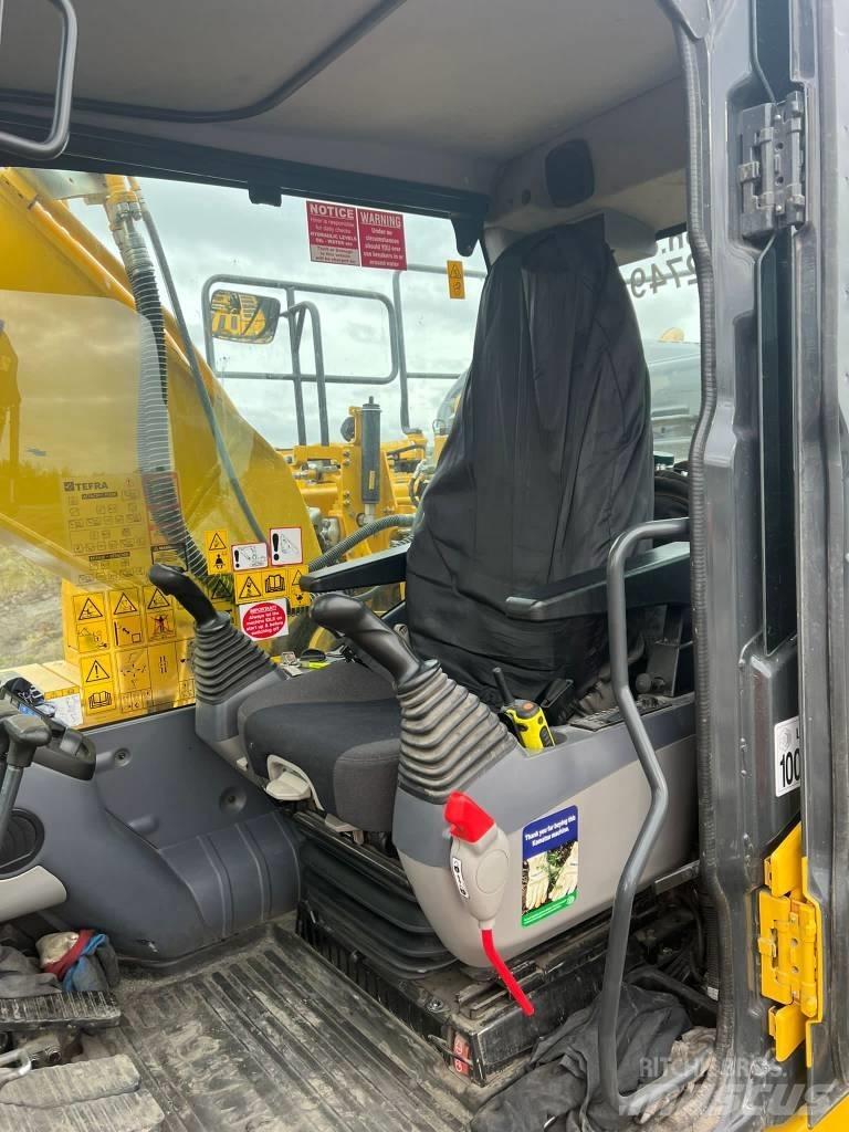 Komatsu PC210LC-11 Excavatoare pe șenile
