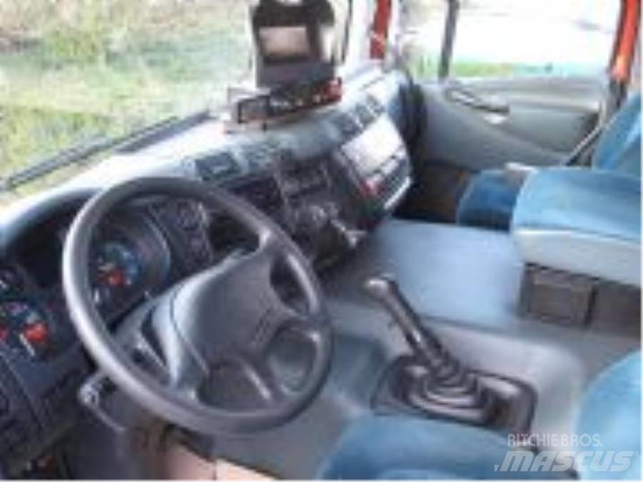 DAF CF75 FAN Camion de deseuri
