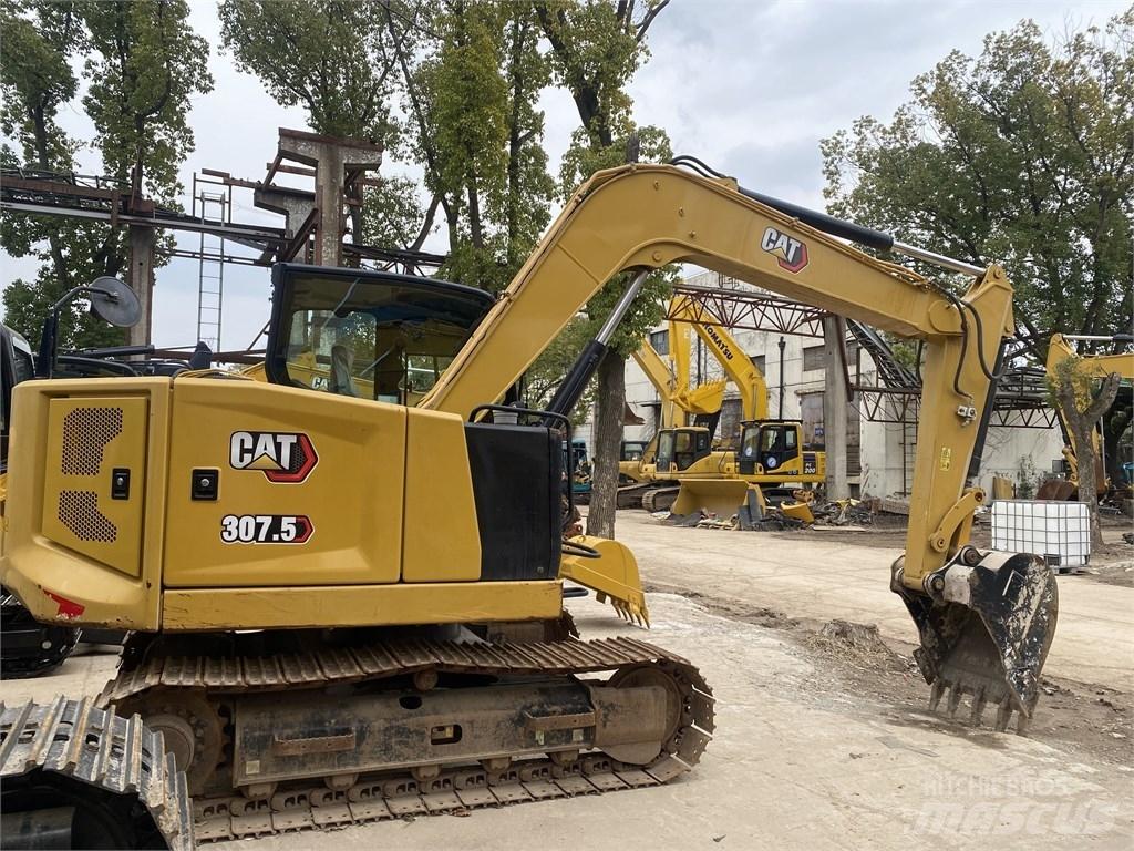 CAT 307.5 Excavatoare 7t - 12t