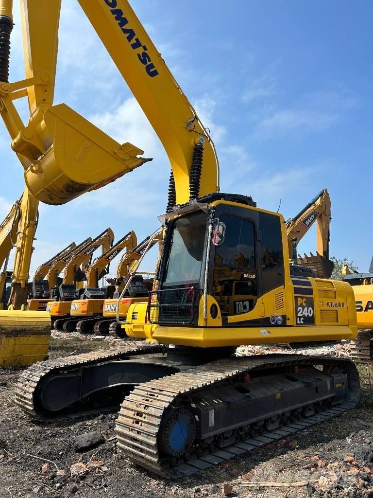Komatsu PC 240 LC Excavatoare pe șenile
