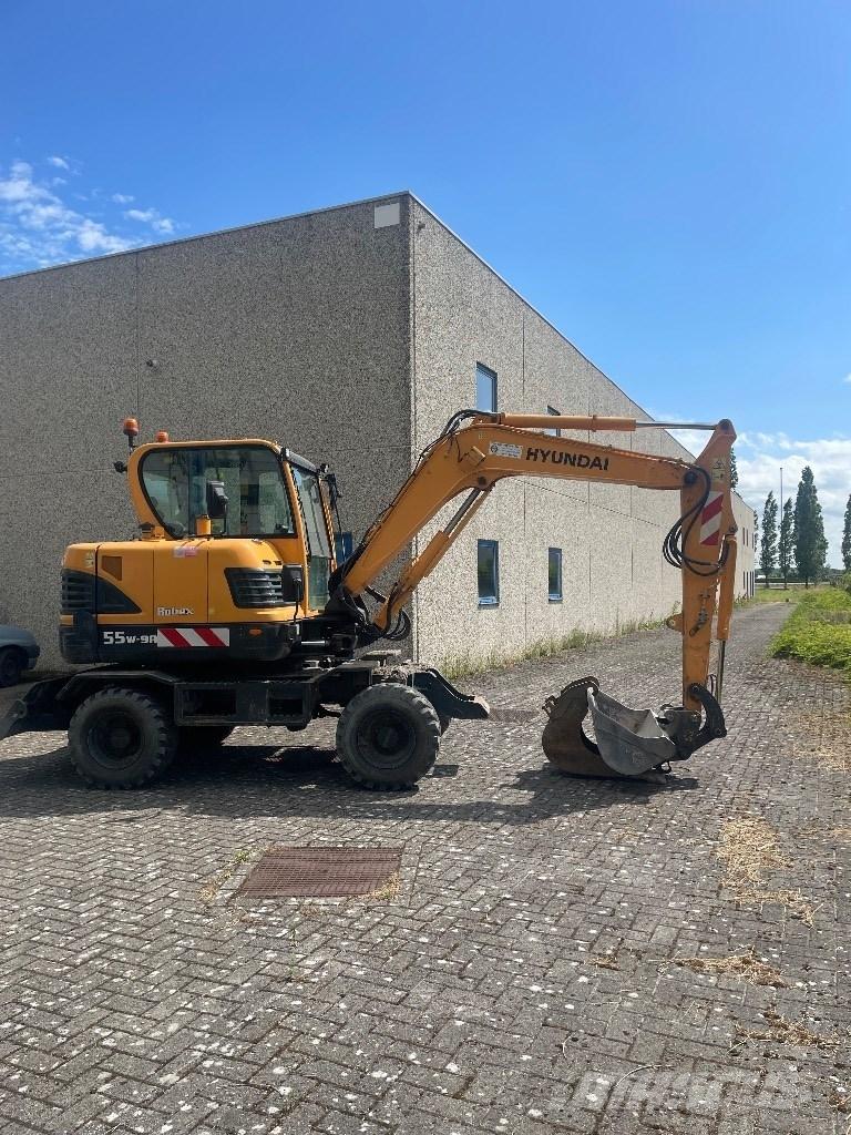 Hyundai 55w9a Excavatoare cu roti