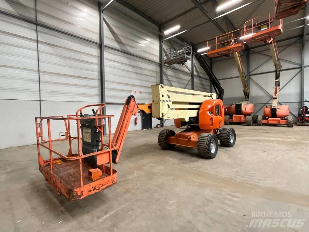 JLG 450 AJ Nacele cu brat articulat
