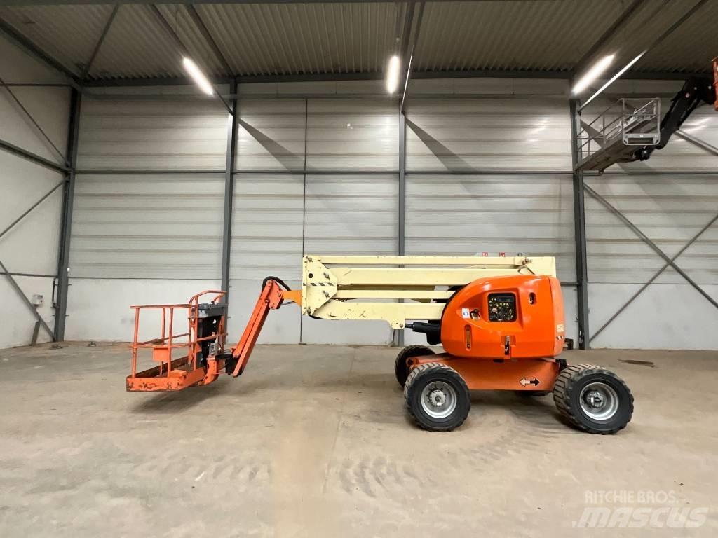 JLG 450 AJ Nacele cu brat articulat