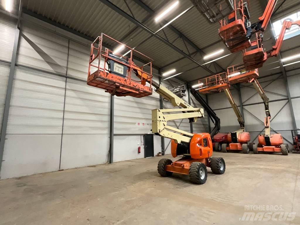 JLG 450 AJ Nacele cu brat articulat