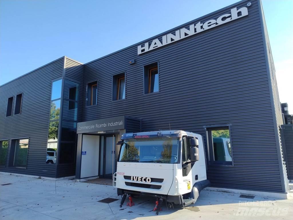 Iveco STRALIS AT Cabine si interior