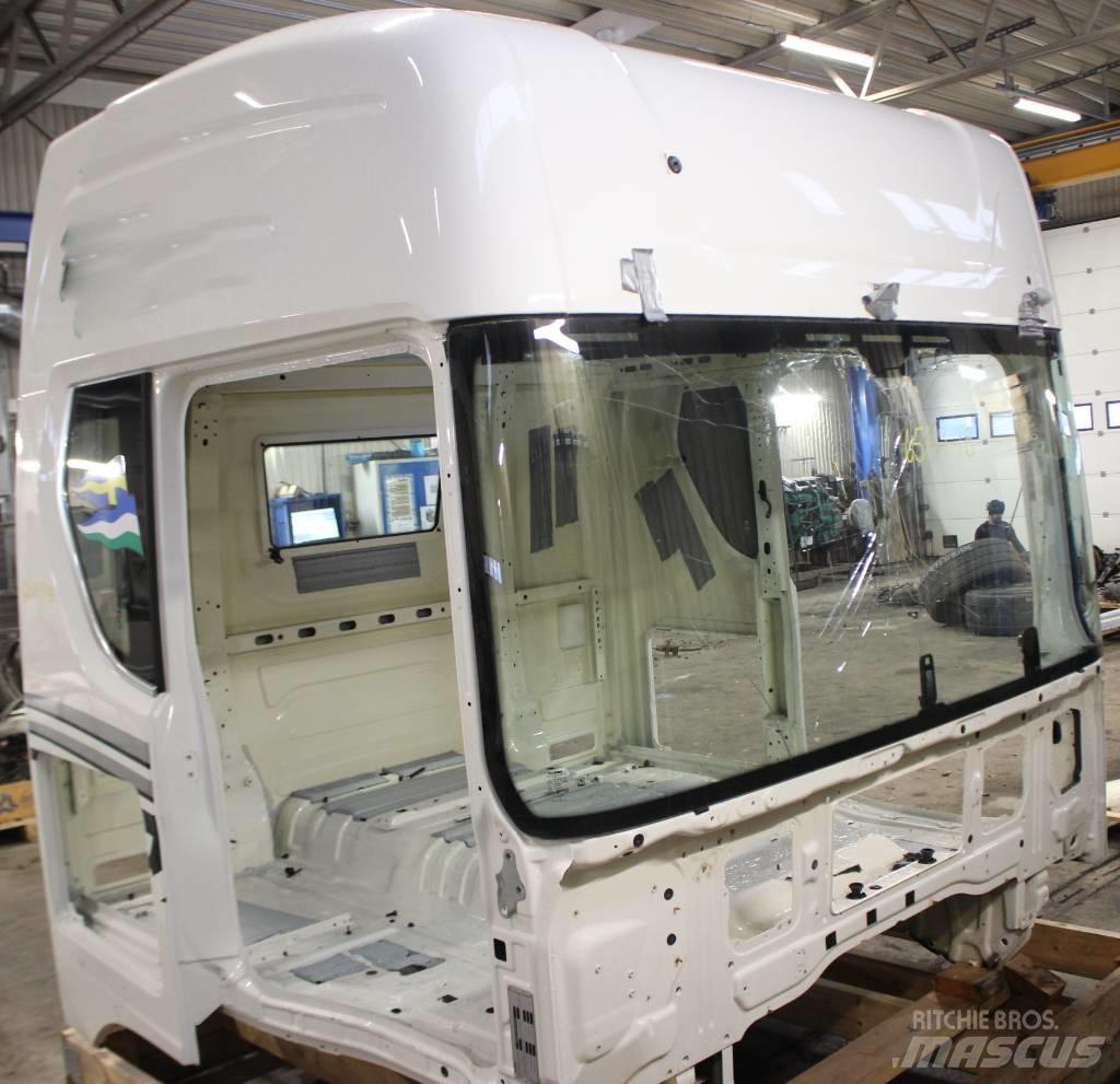 Scania R 650 Cabine si interior