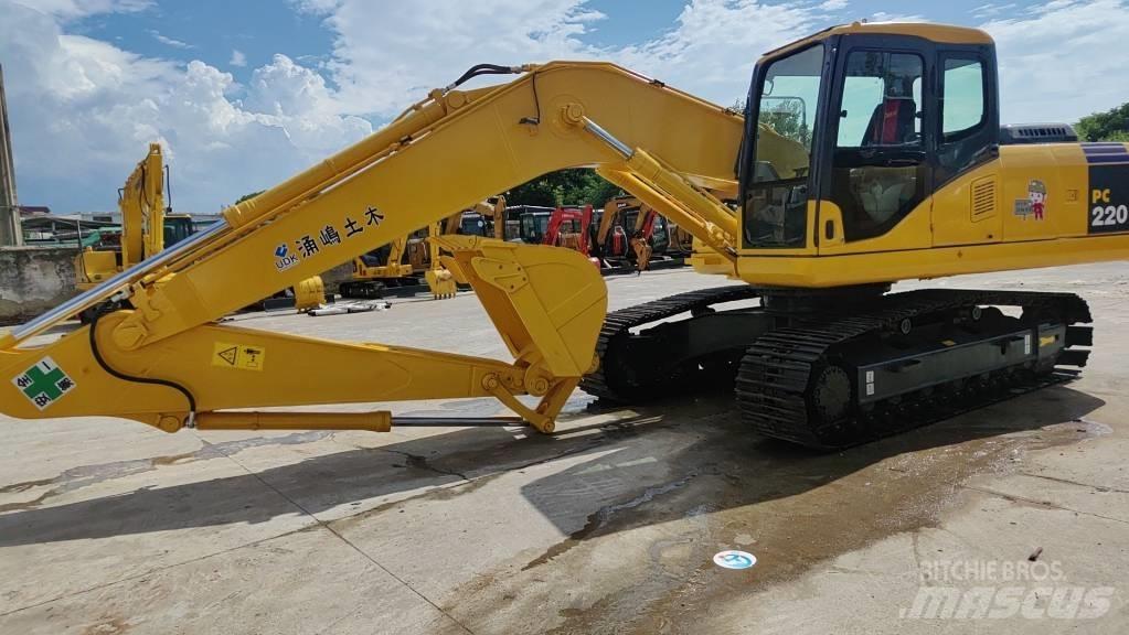 Komatsu pc220-7 Excavatoare pe șenile
