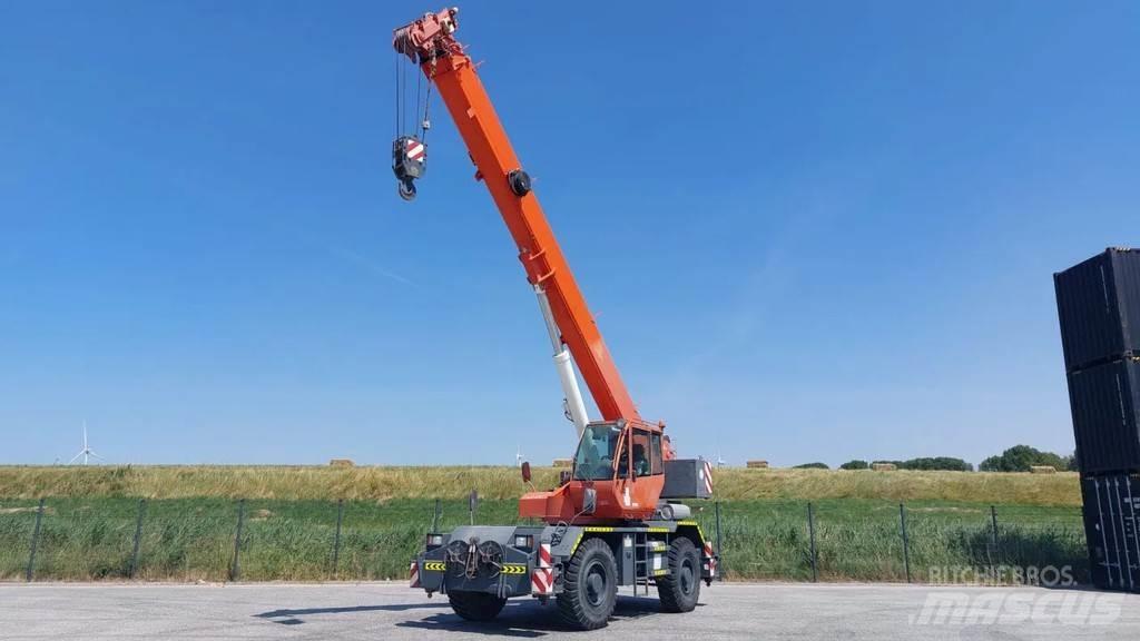 Terex RC30 Macara teren accidentat