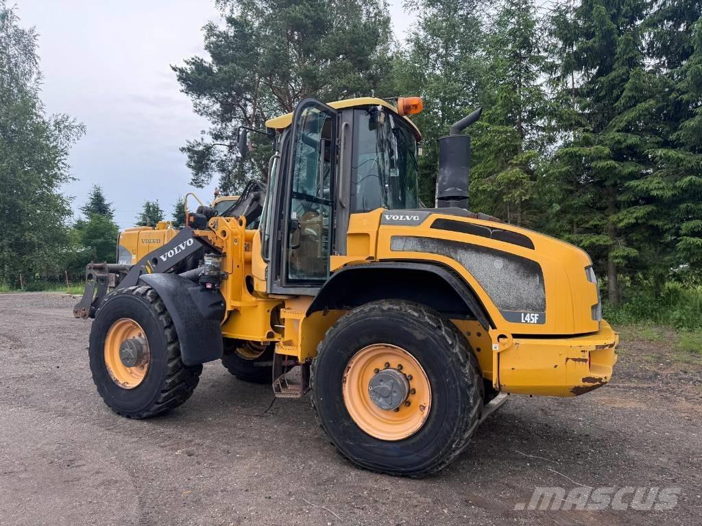 Volvo L45F-TP/S Incarcator pe pneuri