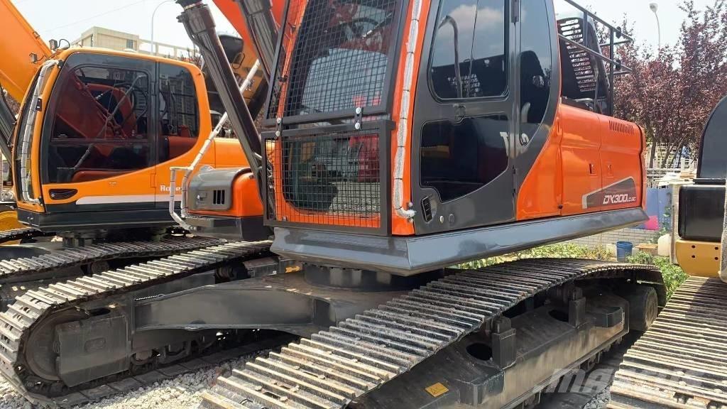 Doosan dx300lc-9 Excavatoare pe șenile
