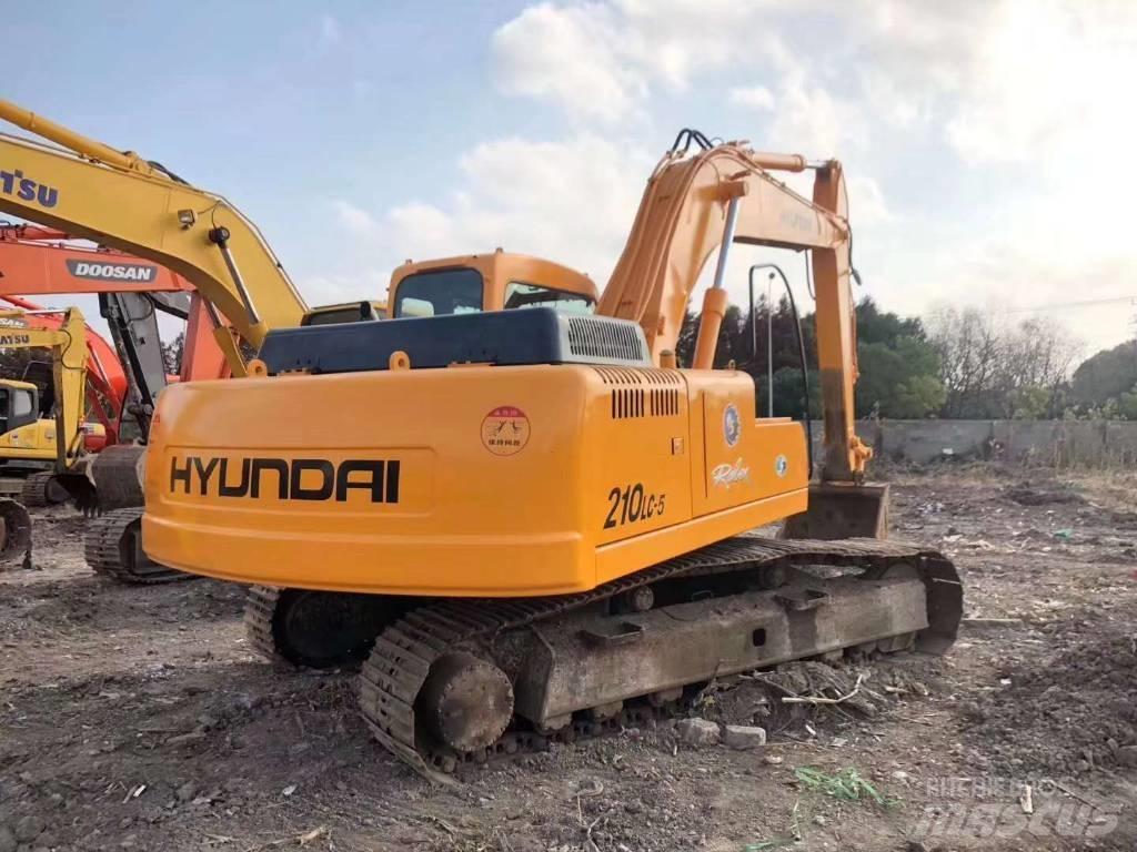 Hyundai 210-5 Excavatoare pe șenile
