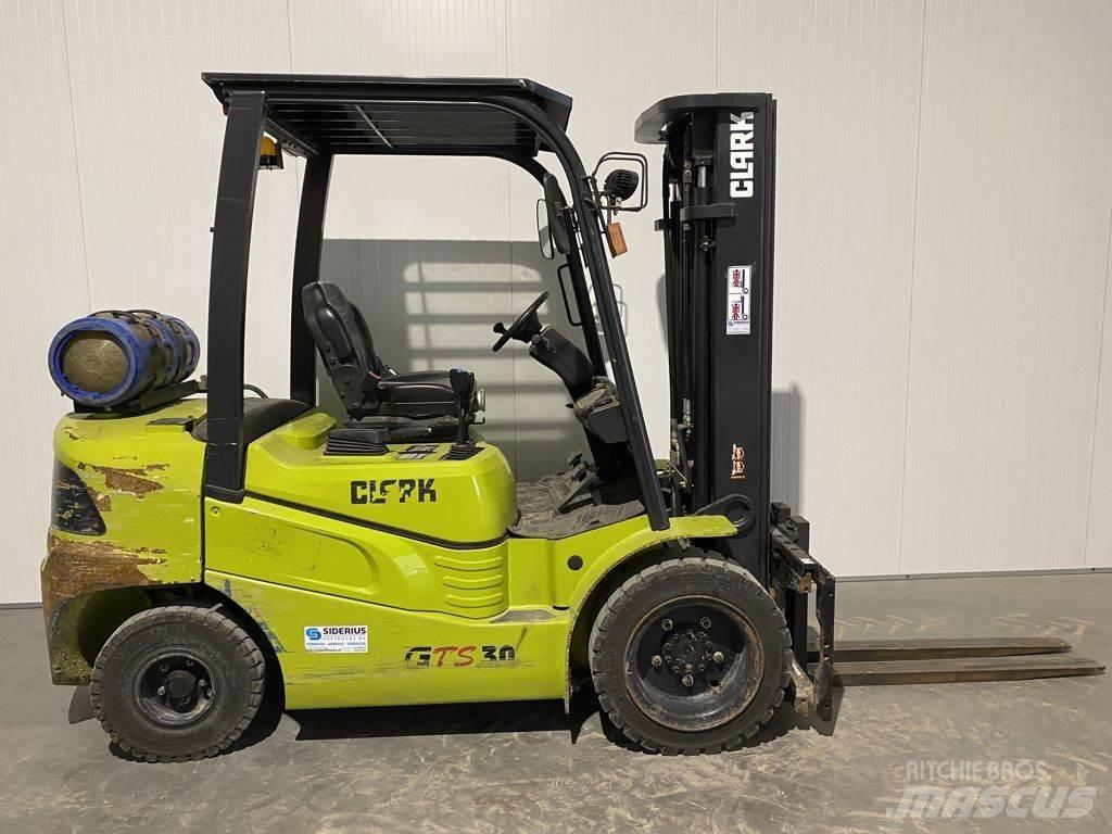Clark GTS30 Stivuitor GPL