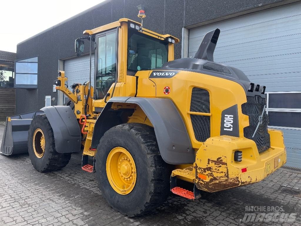 Volvo L90H Incarcator pe pneuri