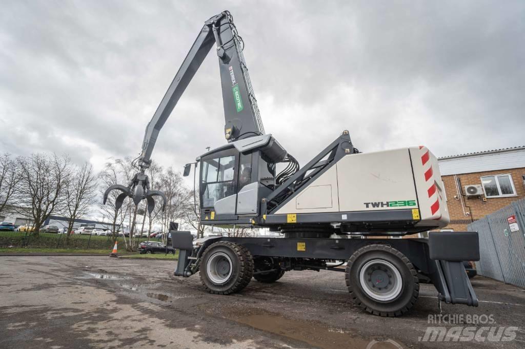 Terex Ecotec TWH236 Paleta de manipulare