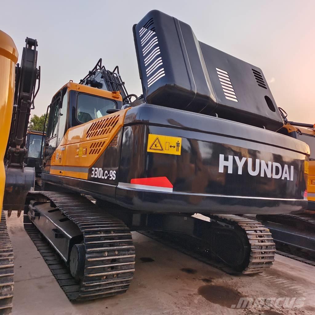 Hyundai 330LC-9T Excavatoare pe șenile
