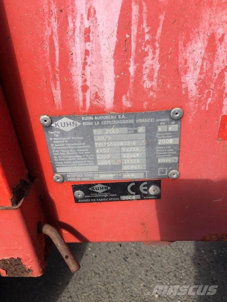 Kuhn 3560 Debalotare, taiere, impachetare