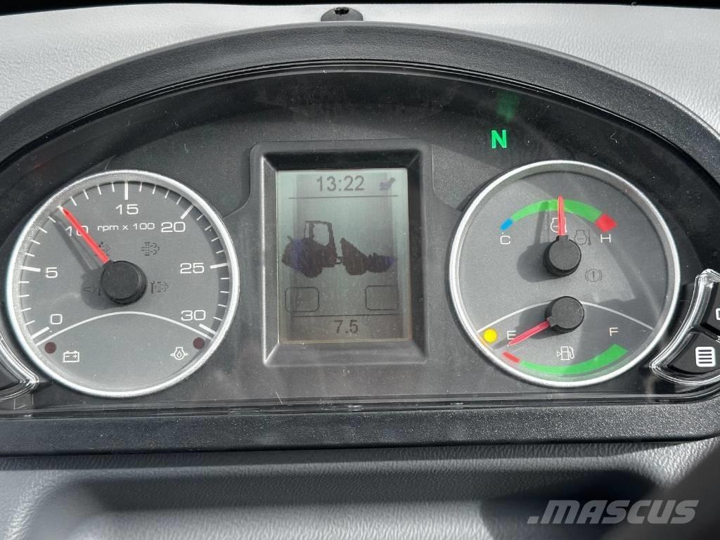 Mecalac AX 850 Incarcator pe pneuri