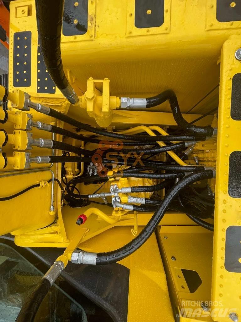 Komatsu PC 200 Excavatoare pe șenile
