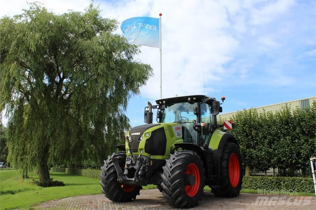 CLAAS Axion 830 Tractoare