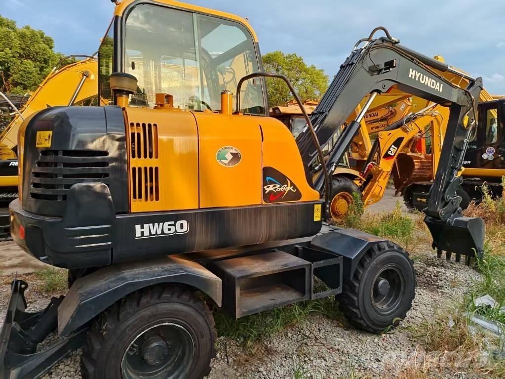 Hyundai 60 W Excavatoare cu roti