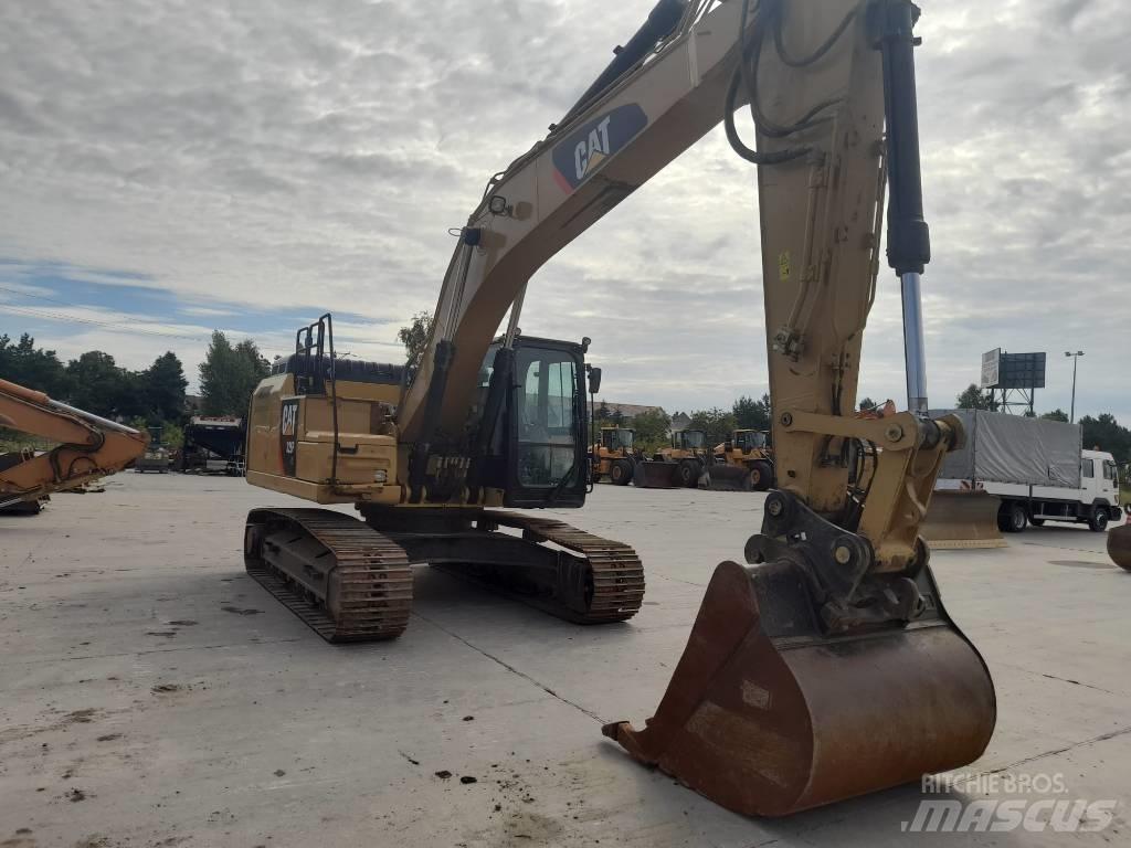 CAT 326 F L N Excavatoare pe șenile

