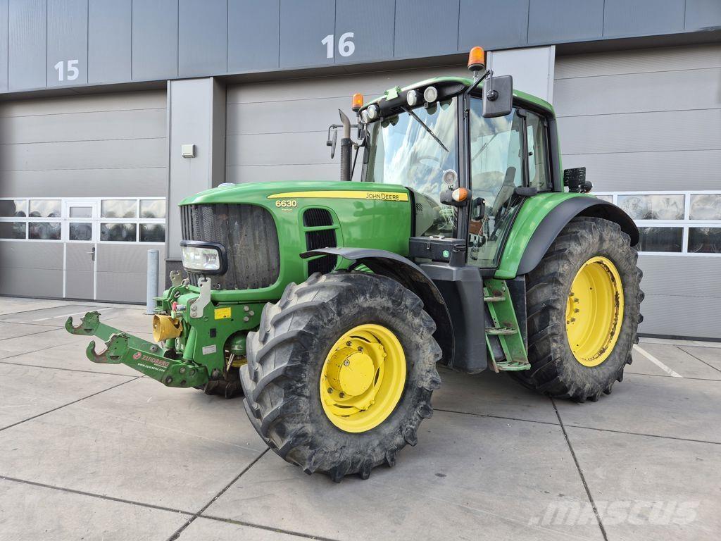 John Deere 6630 Tractoare