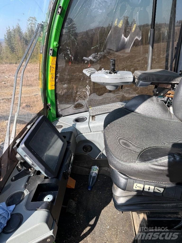 John Deere 1270 G Combine forestiere