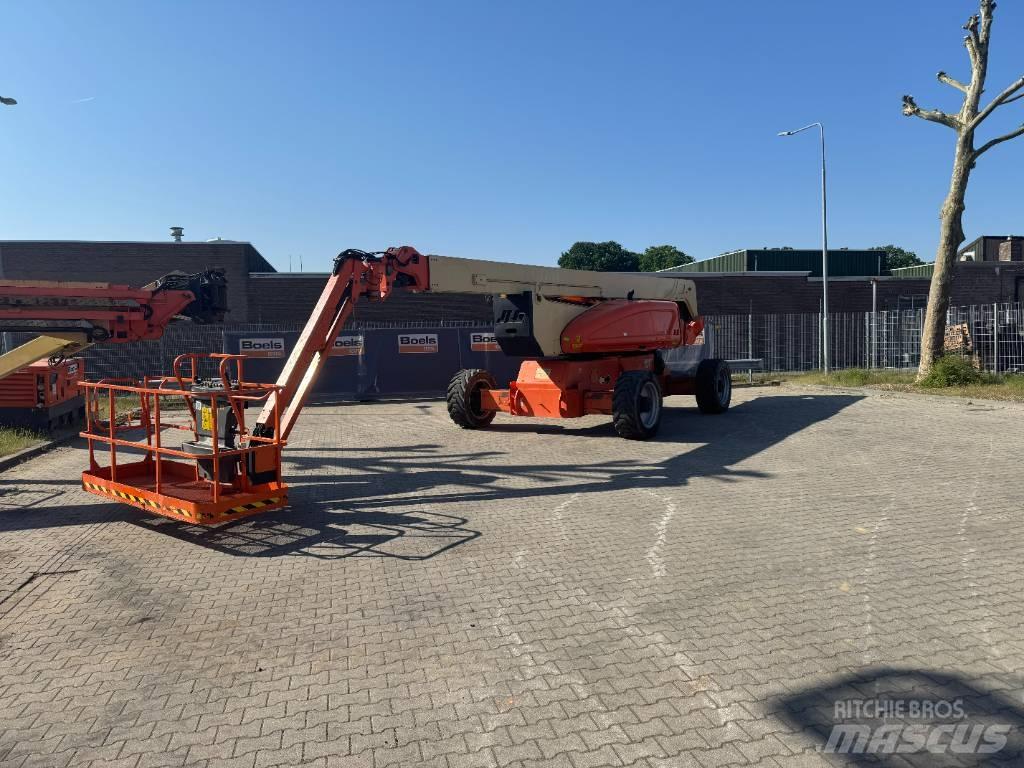 JLG 1250AJPG Nacele cu brat articulat