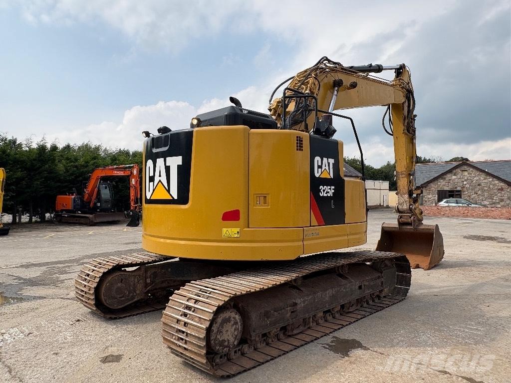 CAT 325 FL CR Excavatoare pe șenile
