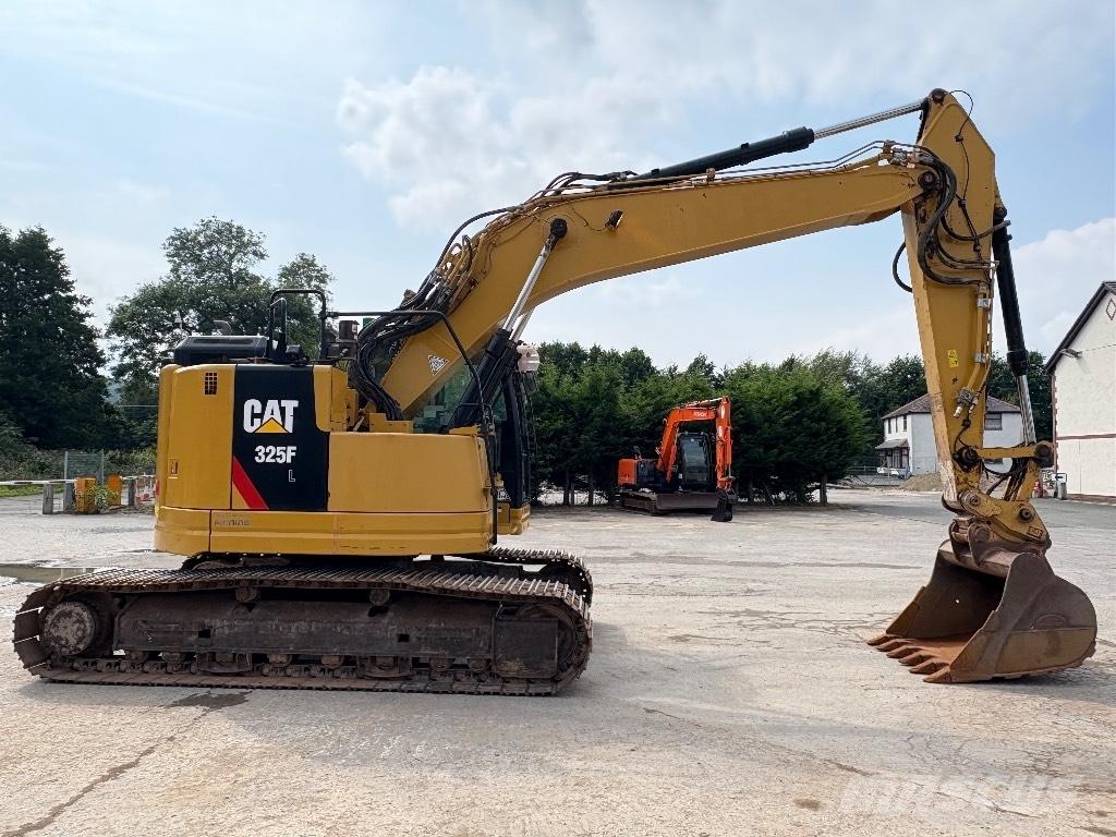 CAT 325 FL CR Excavatoare pe șenile
