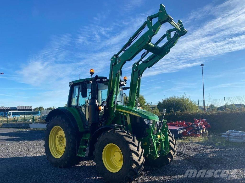 John Deere 6110M Tractoare