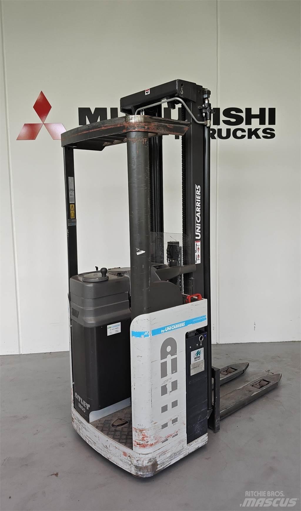 Atlet AJN/160SDT Transpaleta cu platforma