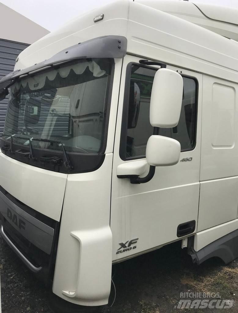 DAF XF 106 Euro 6 Cabine si interior