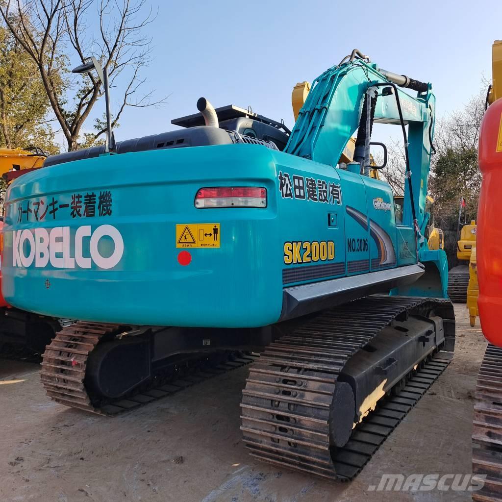 Kobelco SK200-8 Excavatoare pe șenile
